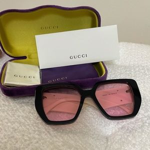GUCCI (GG0956S)